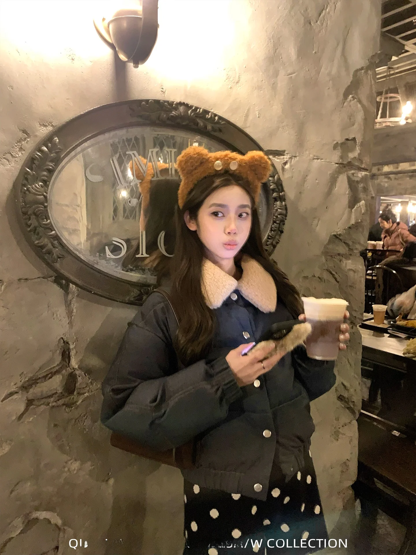 Autumn Winter Aosphere Sense Patchwork Lamb Fur Denim Cotton Jaet Loose Fit Online Exclusive ort Length Single Button
Autumn Winter Aosphere Sense Patchwork Lamb Fur Denim Cotton Jaet Loose Fit Online Exclusive ort Length Single Button