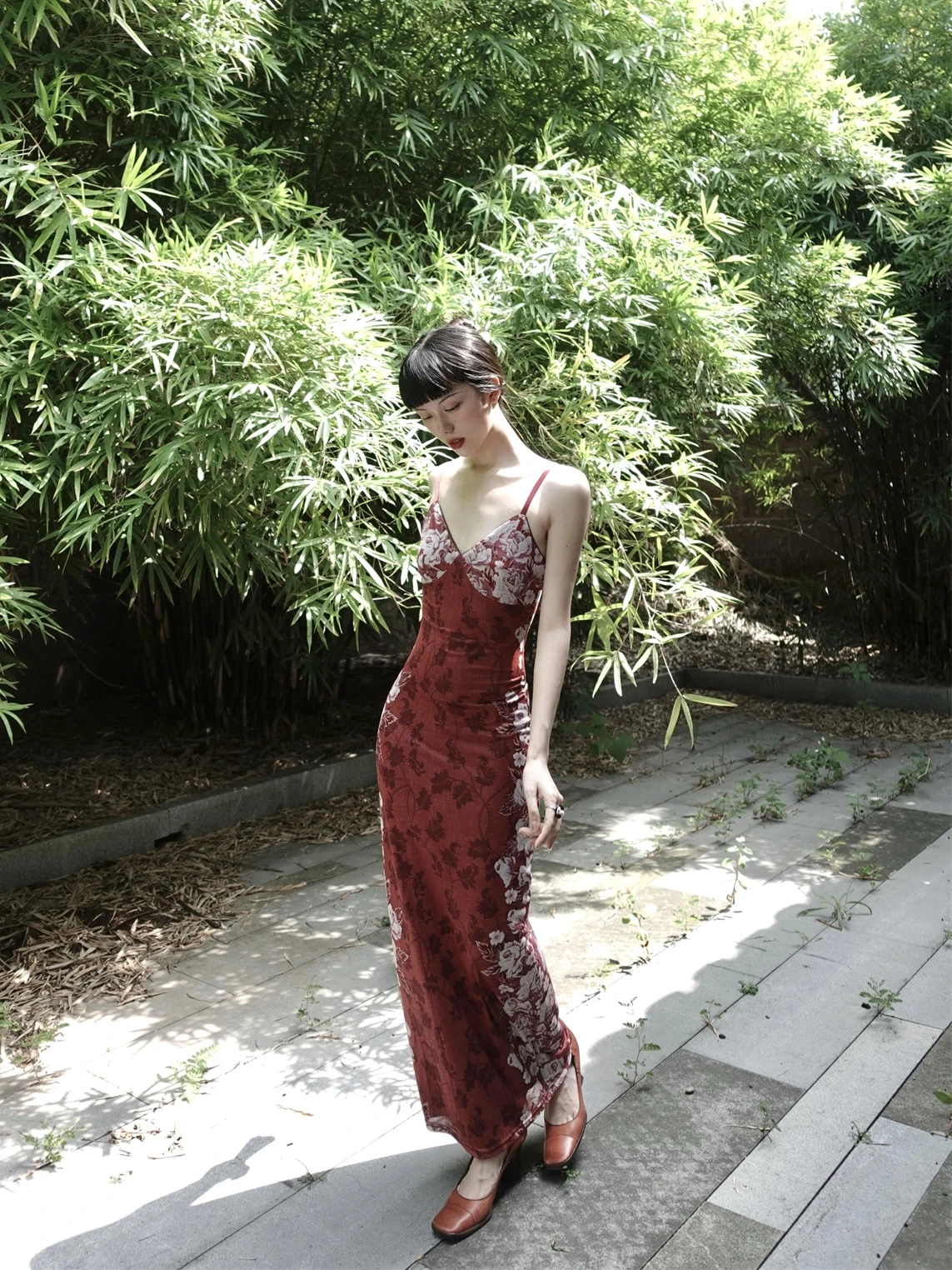 Original Design Summer Autumn Vintage Style Little Chrysanthemum Creek Chestnut Tea Break Slim Fit Burgundy Mesh Dress
Original Design Summer Autumn Vintage Style Little Chrysanthemum Creek Chestnut Tea Break Slim Fit Burgundy Mesh Dress