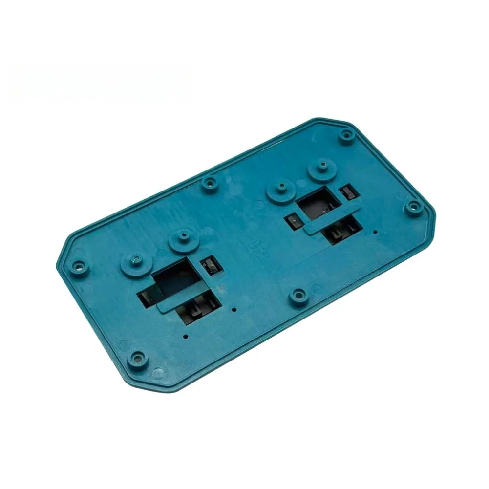 Кронштейн-держатель для аккумуляторов Dayi A3/2106, двойной, настенный, со встроенным портом питания DC, конструкция из АБС-пластика
Кронштейн-держатель для аккумуляторов Dayi A3/2106, двойной, настенный, со встроенным портом питания DC, конструкция из АБС-пластика