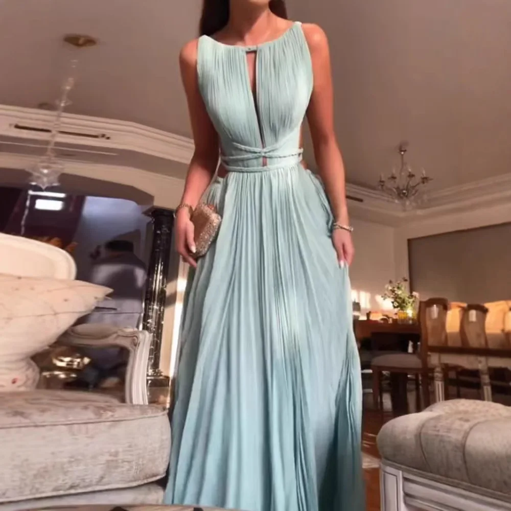 Womens Dresses Spring Summer New O-neck High Waist Ruffles Pleated Long Dress Sexy Hollow Out Backless Swing Beach Party Dress
Womens Dresses Spring Summer New O-neck High Waist Ruffles Pleated Long Dress Sexy Hollow Out Backless Swing Beach Party Dress