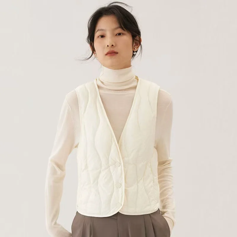 Autumn and Winter Women's Down Cotton Thin Fitting Inner Liner V-necktInside Wear Base Warm Short
Autumn and Winter Women's Down Cotton Thin Fitting Inner Liner V-necktInside Wear Base Warm Short