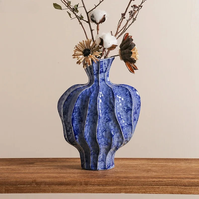 Blue and White Porcelain Irregular Vase Plant Pot Table Decoration Artificial Flower Decorative Flowers Arrangement Floral Vases
Blue and White Porcelain Irregular Vase Plant Pot Table Decoration Artificial Flower Decorative Flowers Arrangement Floral Vases