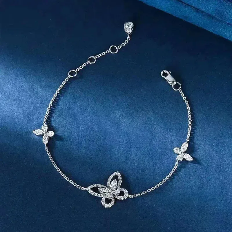 2026 New Luxury Butterfly Bracelet for Women S925 Sterling Silver momo Fashion Bracelet, Elegant Party Wedding Gift, Phan
2026 New Luxury Butterfly Bracelet for Women S925 Sterling Silver momo Fashion Bracelet, Elegant Party Wedding Gift, Phan