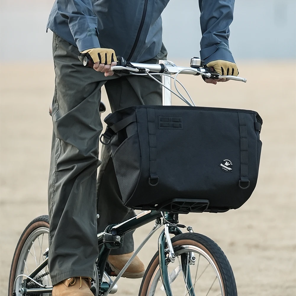 Велосумка Rhinowalk на передний багажник для Brompton, 17 л/24 л, для городской езды, сумка для перевозки животных со скрытой опорной рамой, аксессуары для хранения на велосипеде
Велосумка Rhinowalk на передний багажник для Brompton, 17 л/24 л, для городской езды, сумка для перевозки животных со скрытой опорной рамой, аксессуары для хранения на велосипеде