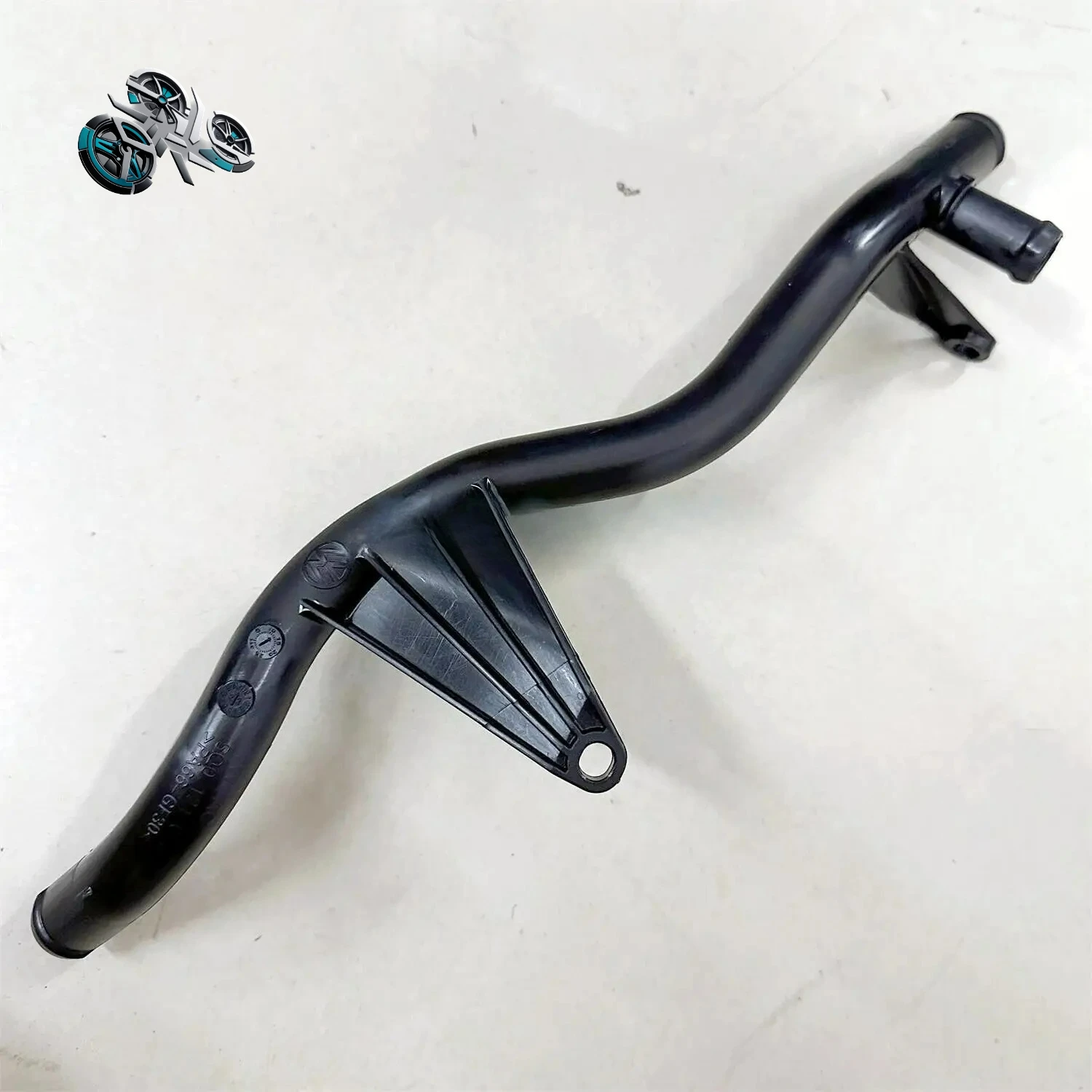 5Q0121070BR 5Q0121070AB Труба охлаждающей жидкости для Volkswagen
5Q0121070BR 5Q0121070AB Труба охлаждающей жидкости для Volkswagen