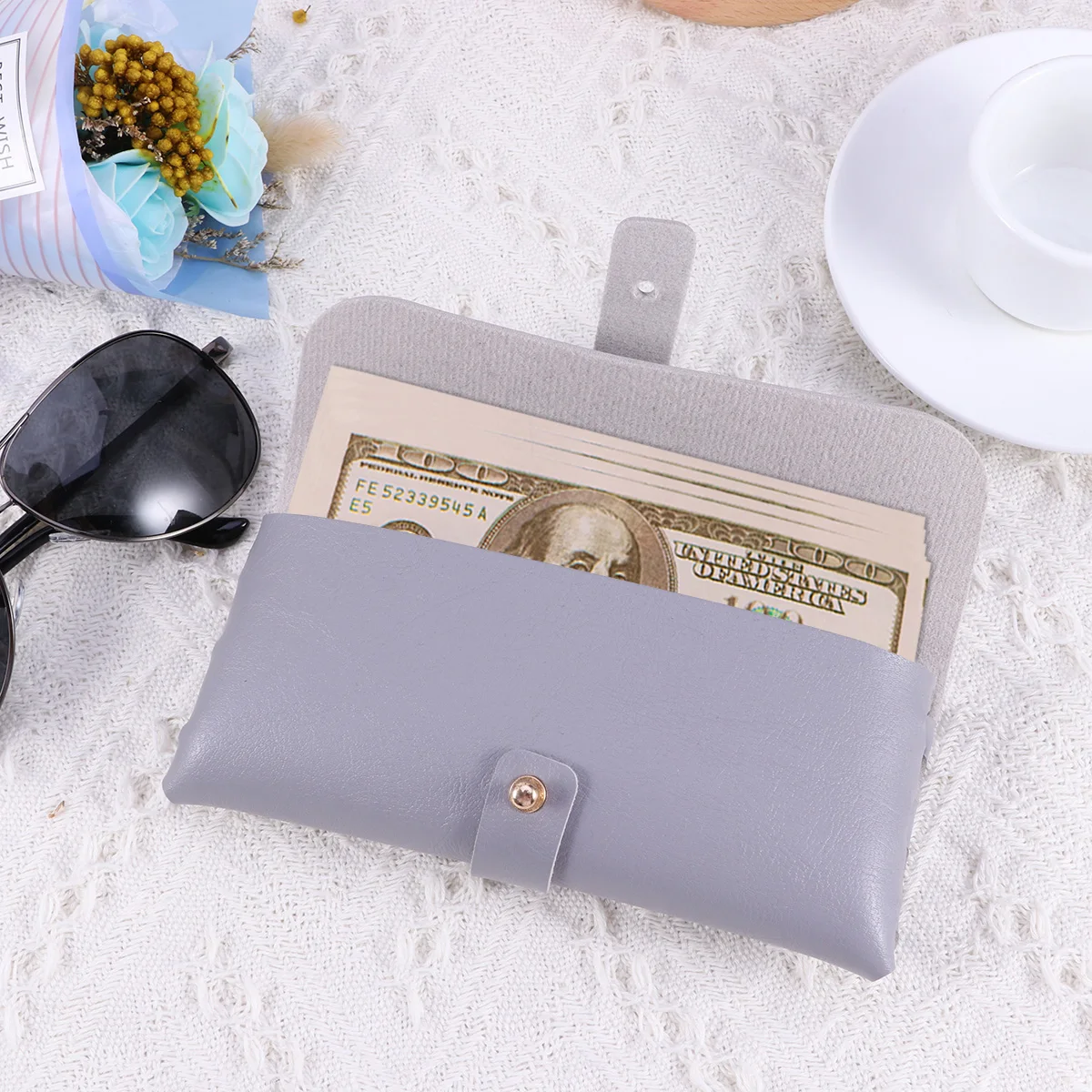 PVC Glasses Case Portable Holder Cover Bag Slim Size Large Capacity Protect Frames Storage Travel Glasses Accessories
PVC Glasses Case Portable Holder Cover Bag Slim Size Large Capacity Protect Frames Storage Travel Glasses Accessories