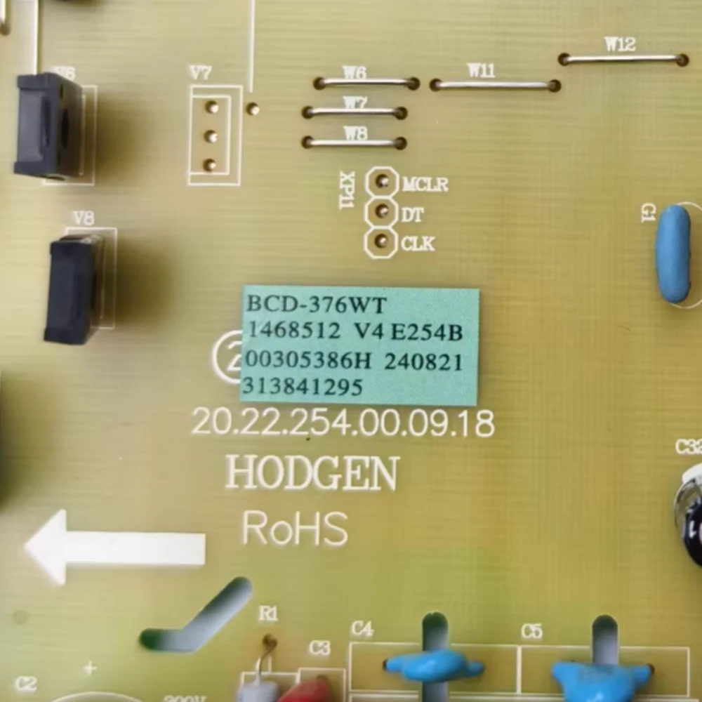 Новая компьютерная плата для холодильника BCD-376WT 1468512, материнская плата блока питания
Новая компьютерная плата для холодильника BCD-376WT 1468512, материнская плата блока питания