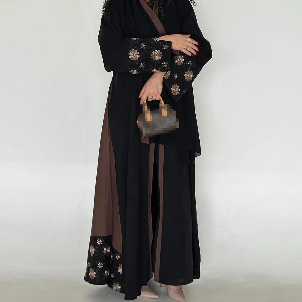 Dubai Muslim Women Embroidery Dress Open Abaya Turkey Kaftan Kebaya Caftan Marocain Femme Robe Kimono Jalabiya Islamic Clothing
Dubai Muslim Women Embroidery Dress Open Abaya Turkey Kaftan Kebaya Caftan Marocain Femme Robe Kimono Jalabiya Islamic Clothing
