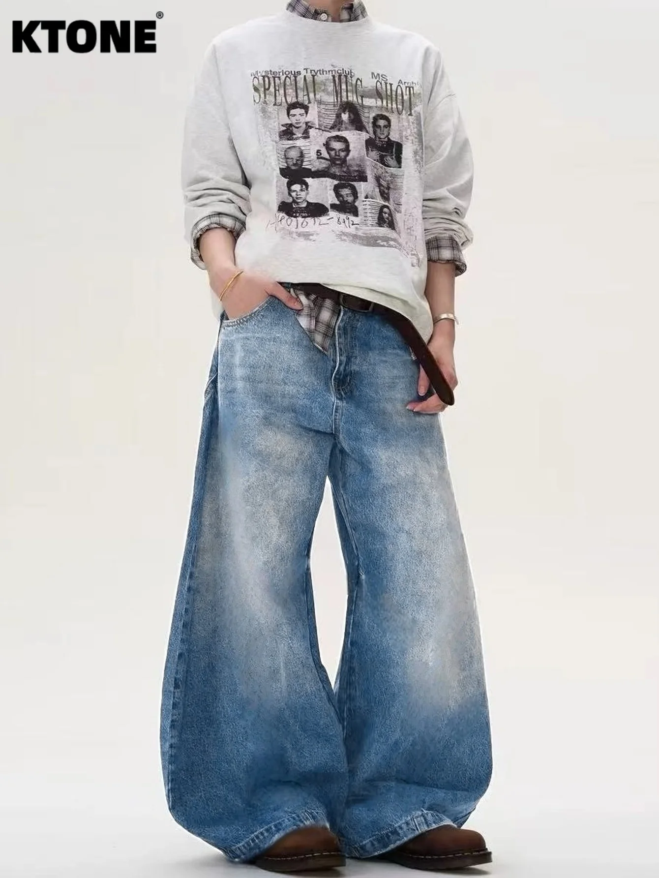 Men's Loose Blue Jeans Pants Y2k Drip Fashion Unisex Original Quality Wear No accessories or belts included
Men's Loose Blue Jeans Pants Y2k Drip Fashion Unisex Original Quality Wear No accessories or belts included