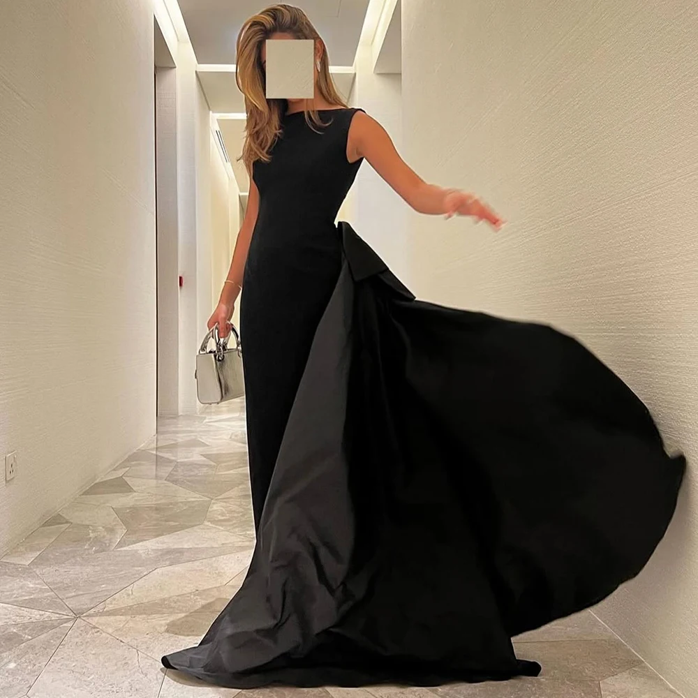 Customized Black Simple Boat Neck Straight Evening Dress Sleeveless Watteau Train Party Dress Backless Floor Length Prom Gown
Customized Black Simple Boat Neck Straight Evening Dress Sleeveless Watteau Train Party Dress Backless Floor Length Prom Gown