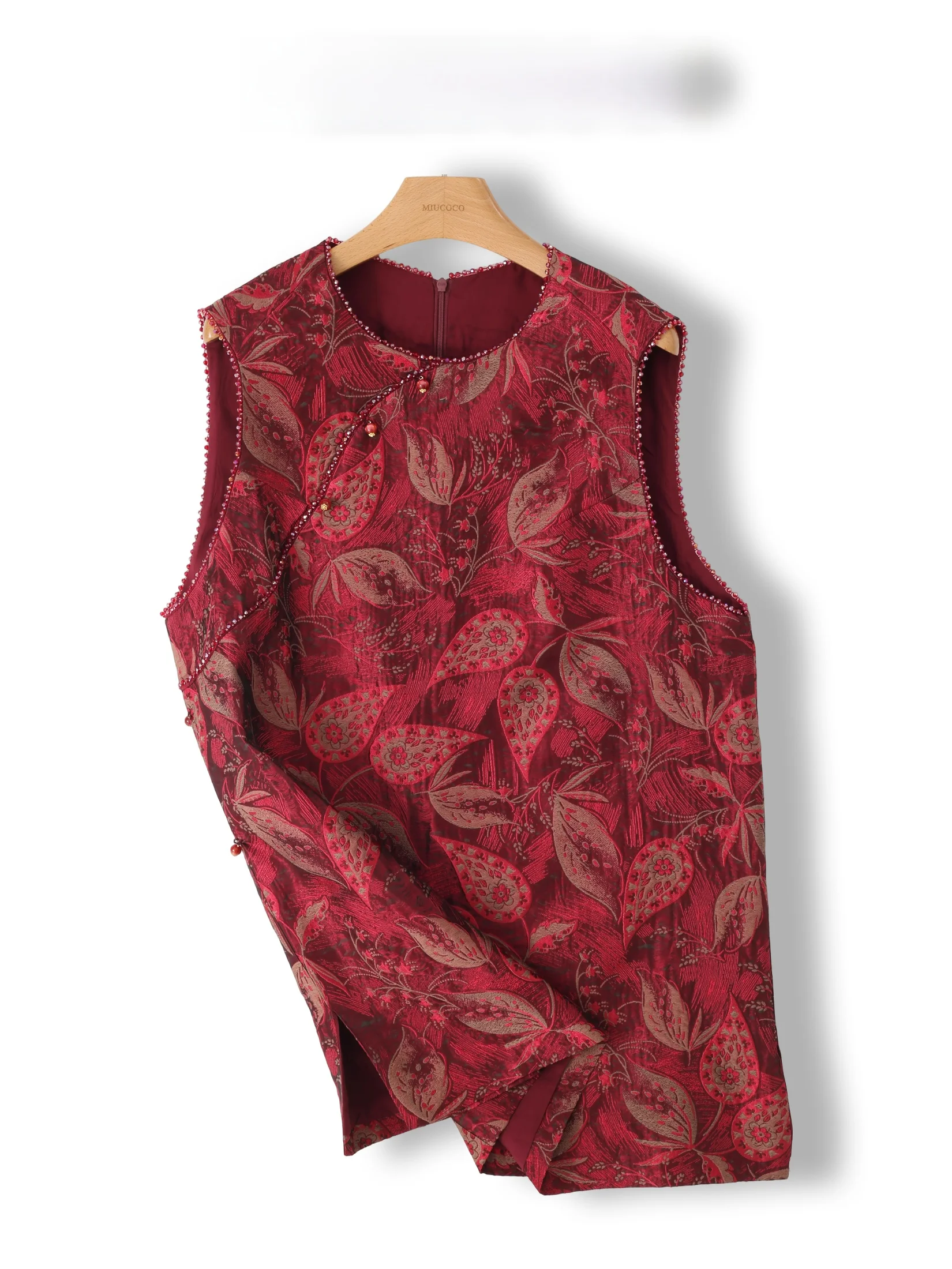 Strongly Recommended! Secret to Highji Style! Retro Long Floral Embroidery Women's Vest New Chinese Style Trendy Top
Strongly Recommended! Secret to Highji Style! Retro Long Floral Embroidery Women's Vest New Chinese Style Trendy Top