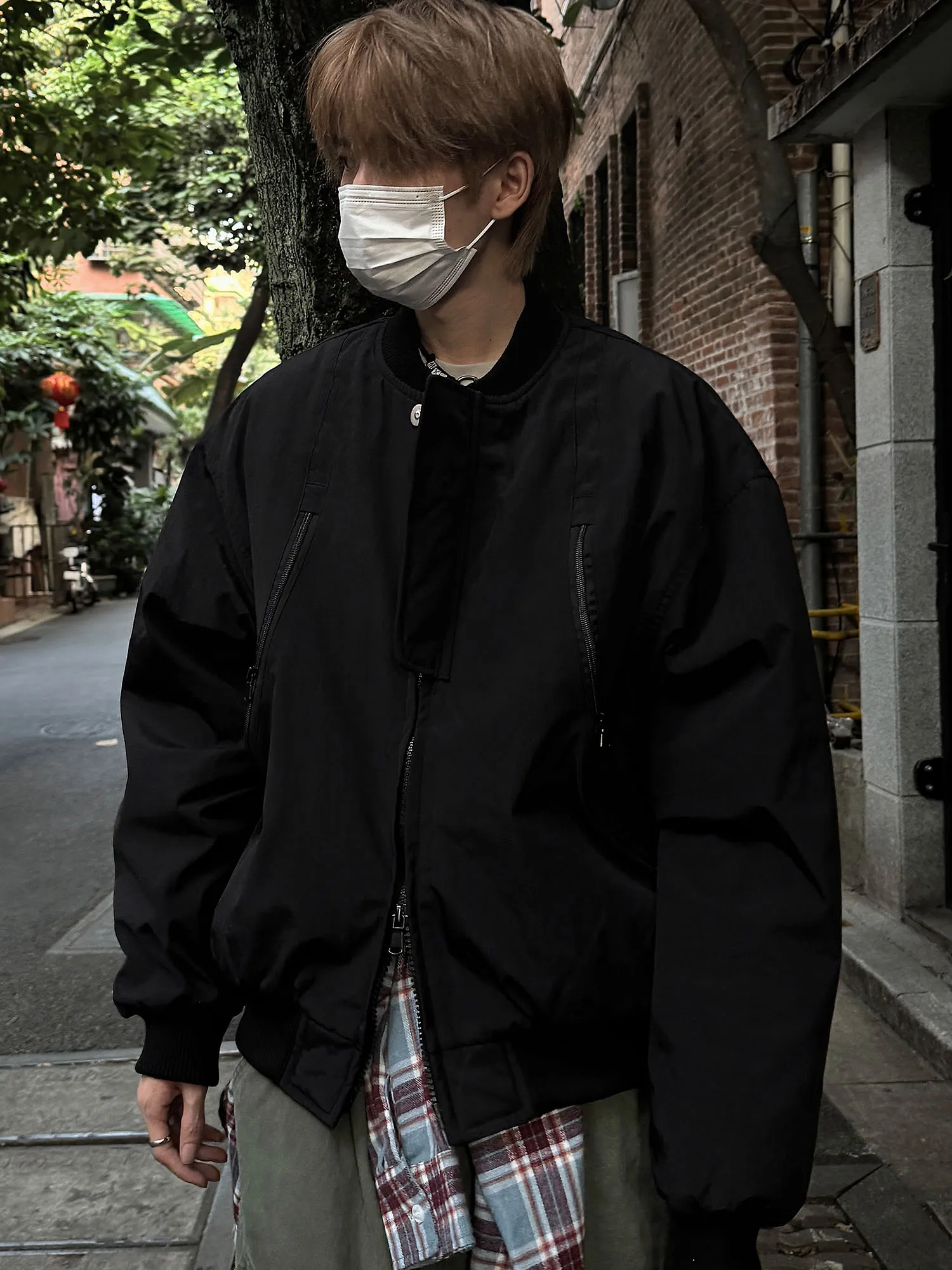 Ретро-куртка-бомбер в американском стиле на молнии, хлопковая, для мужчин и женщин, осенне-зимняя, свободная, повседневная, в стиле пилот, модная, молодежная
Ретро-куртка-бомбер в американском стиле на молнии, хлопковая, для мужчин и женщин, осенне-зимняя, свободная, повседневная, в стиле пилот, модная, молодежная