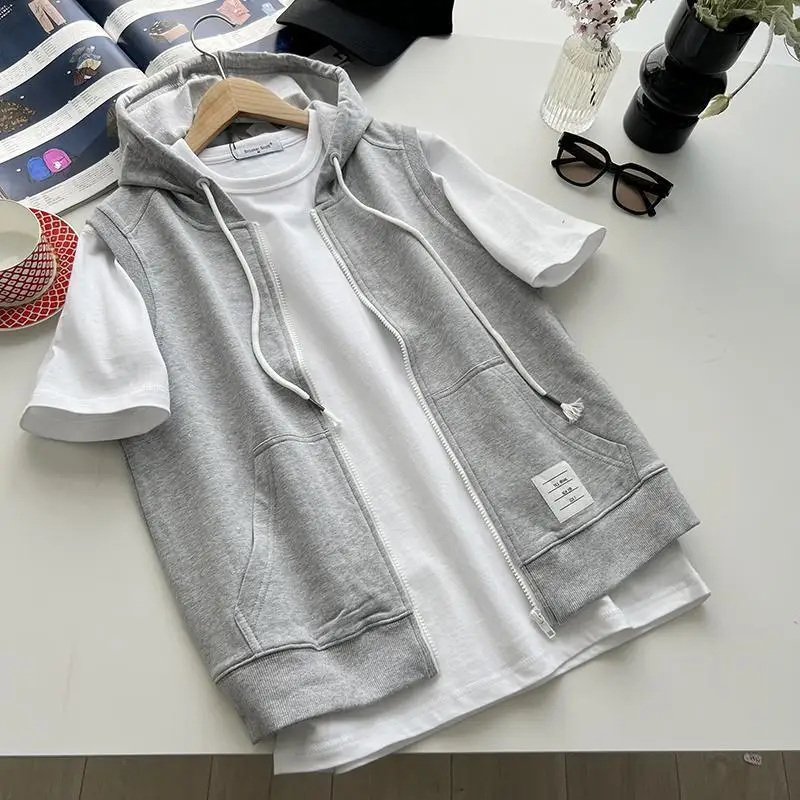 Large size catty terry zipper cardigan hooded sleeveless vest men's summer American retro loose vest tide
Large size catty terry zipper cardigan hooded sleeveless vest men's summer American retro loose vest tide