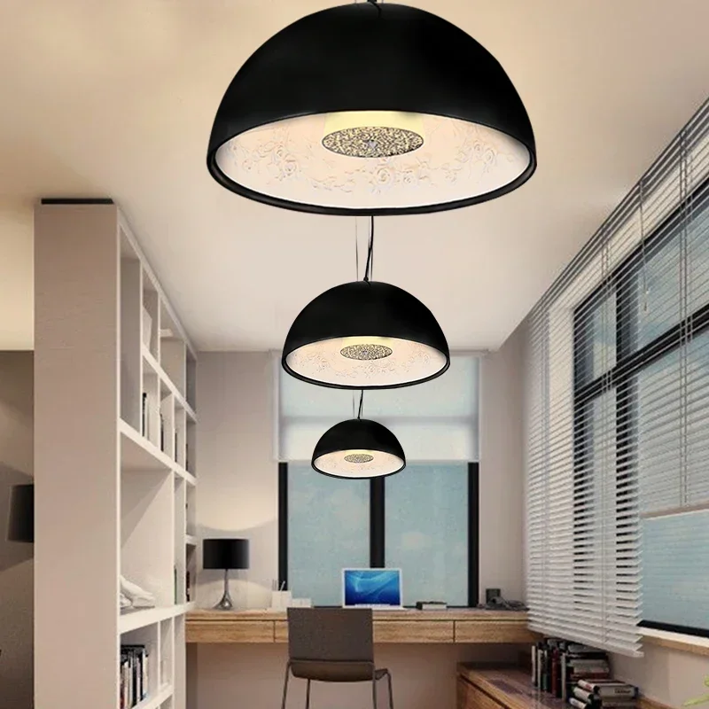American minimalist style Black Half Circle Lamp Chandelier Relief sculpture lustre Ceiling for Kitchen island
American minimalist style Black Half Circle Lamp Chandelier Relief sculpture lustre Ceiling for Kitchen island
