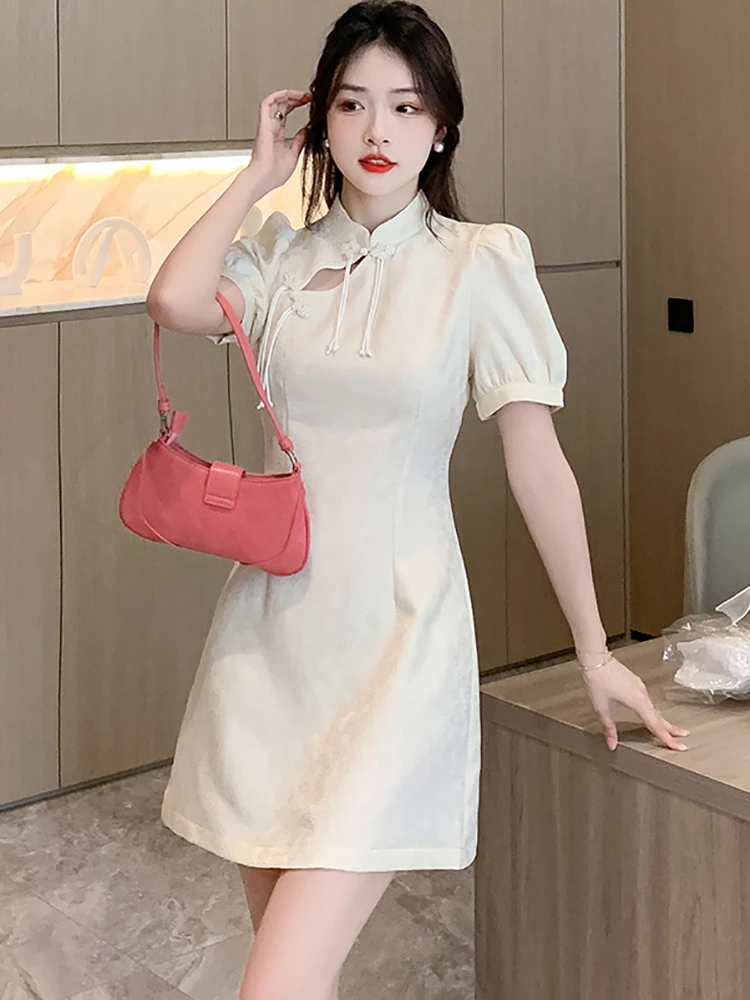 Summer Jacquard Short Sleeve Chic Tassel Mini Dress 2023 Korean Vintage Luxury Party Dress Women Elegant Bodycon Birthday Dress
Summer Jacquard Short Sleeve Chic Tassel Mini Dress 2023 Korean Vintage Luxury Party Dress Women Elegant Bodycon Birthday Dress