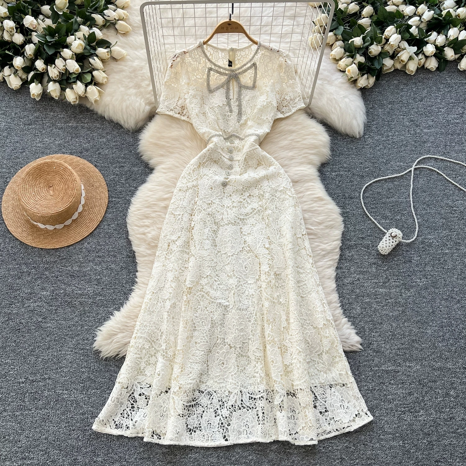 Elegant Luxury Crystal Embroidery Lace Evening Dresses Women Summer Short Sleeve Pencil Bead Bow Party Dress White
Elegant Luxury Crystal Embroidery Lace Evening Dresses Women Summer Short Sleeve Pencil Bead Bow Party Dress White