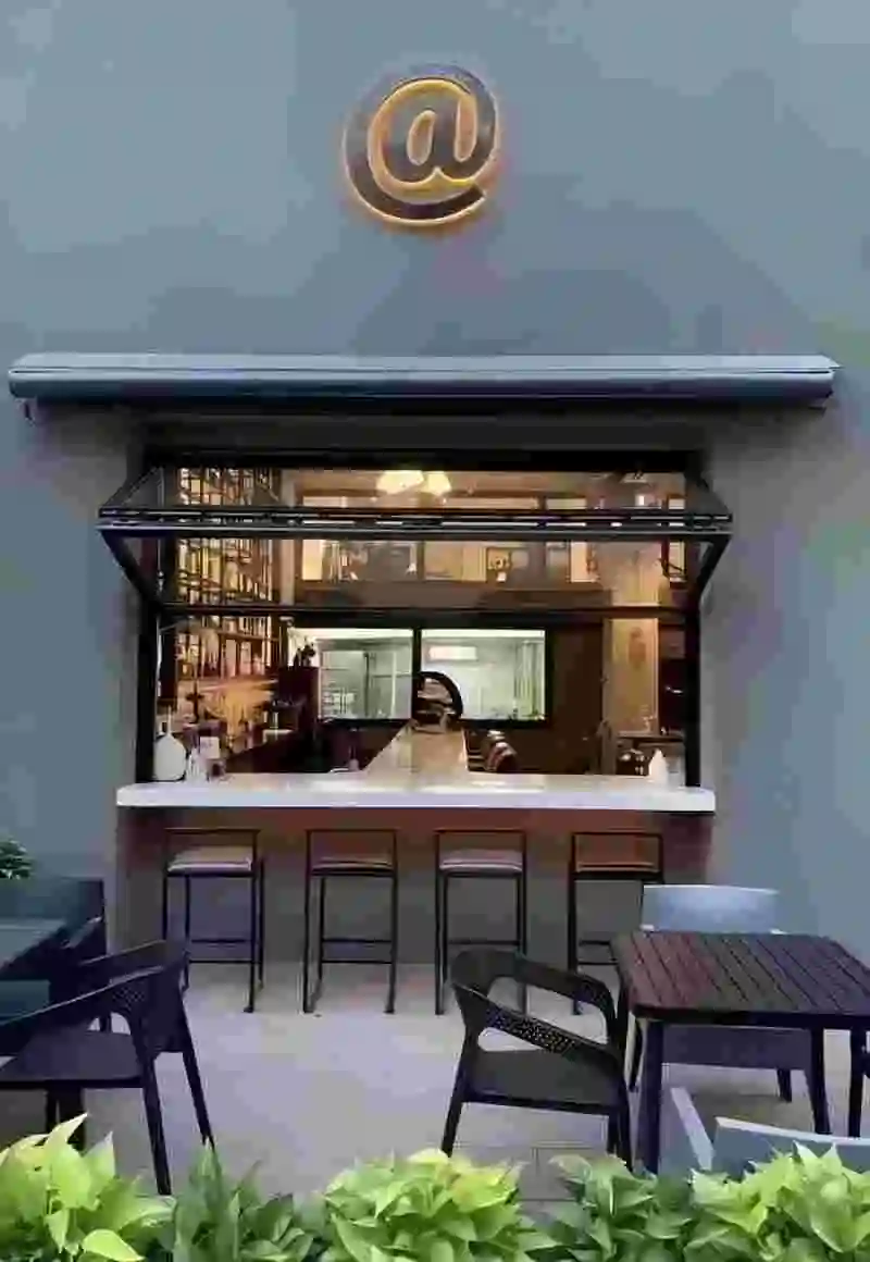Custom Kitchen Bi-Fold Window Factory Direct Supply Fold Up Windows for Cafe Shop Glass Aluminum Vertical Folding Windows
Custom Kitchen Bi-Fold Window Factory Direct Supply Fold Up Windows for Cafe Shop Glass Aluminum Vertical Folding Windows