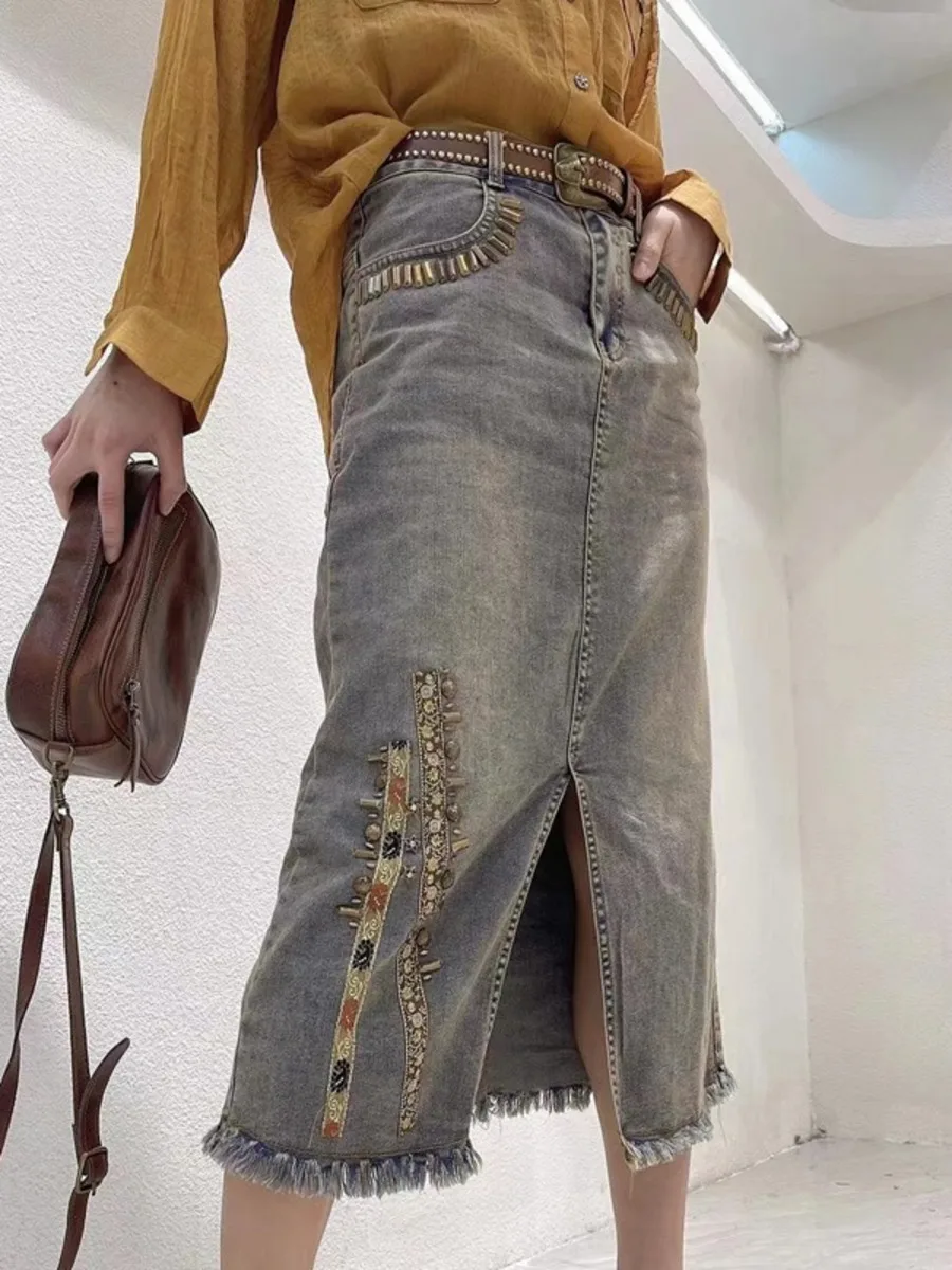 2024 Summer Vintage Denim Skirt For Women High Quality Fashion Embroidery Design Streetwear Femme Casual Knee-Length Skirt
2024 Summer Vintage Denim Skirt For Women High Quality Fashion Embroidery Design Streetwear Femme Casual Knee-Length Skirt