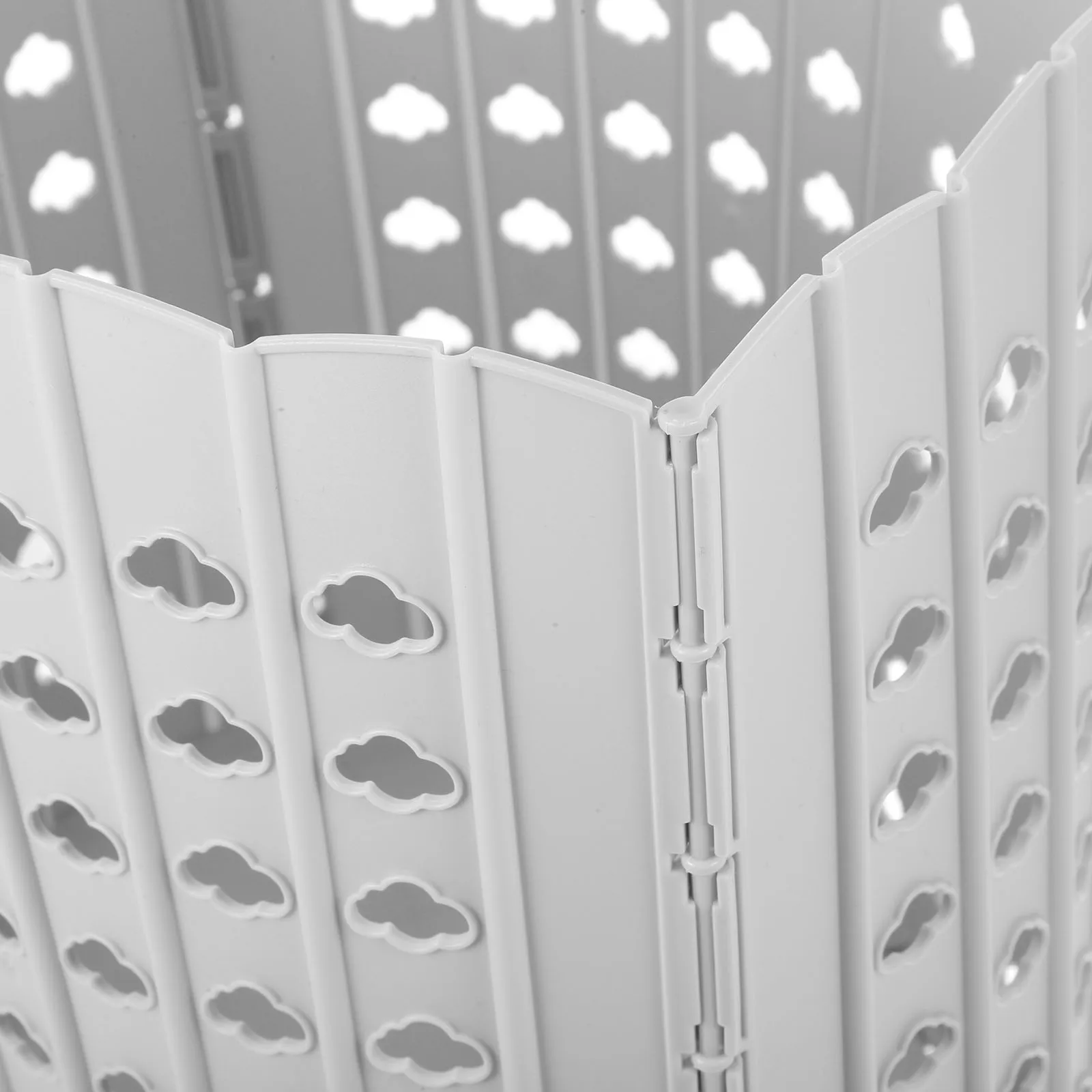Foldable Dirty Clothes Basket Small White Size Portable Collapsible Laundry Hamper PP Material Sturdy Storage Solution
Foldable Dirty Clothes Basket Small White Size Portable Collapsible Laundry Hamper PP Material Sturdy Storage Solution
