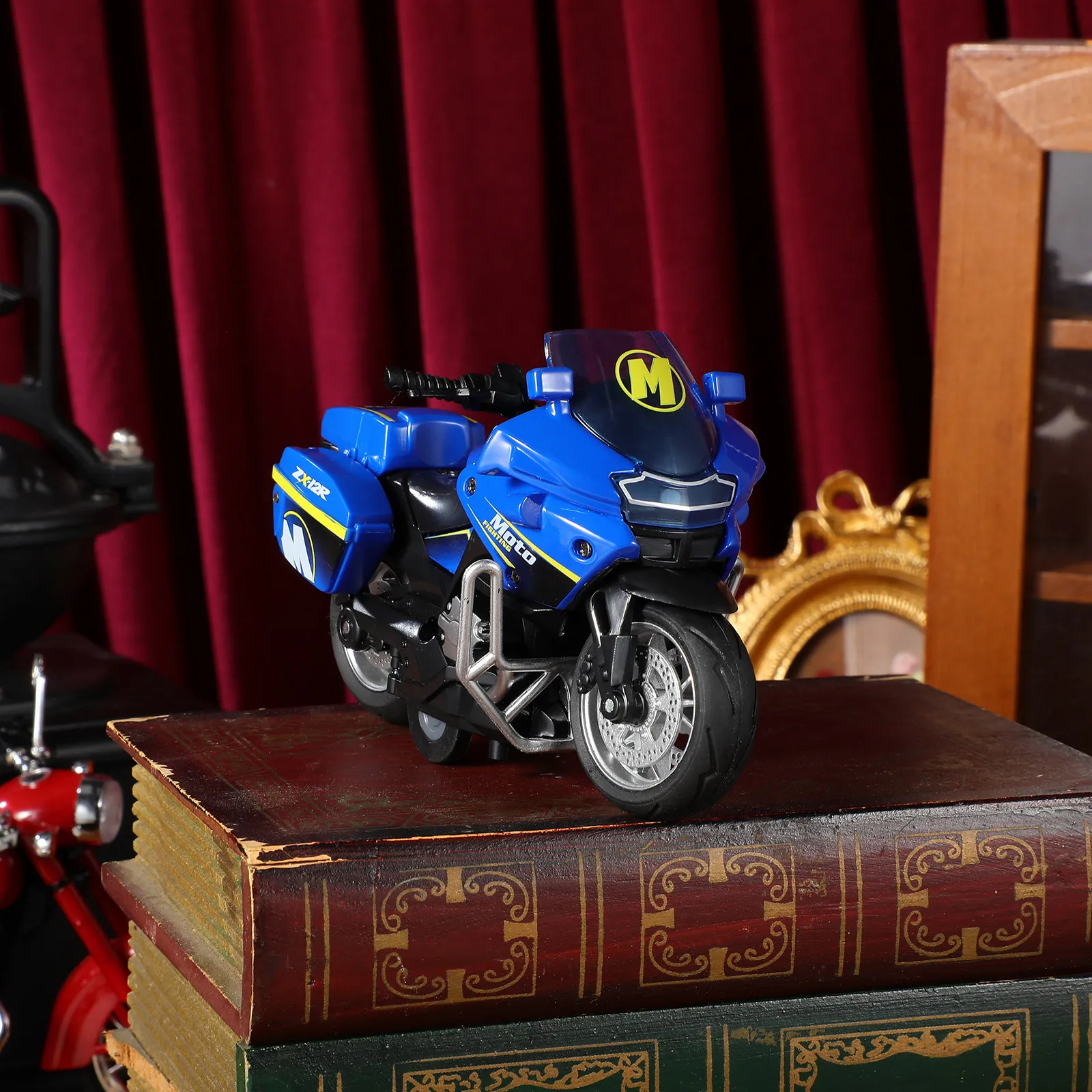 1Pcs Sound Light Friction Powered Pull Back Motorcycle Mini Vehicle for Boys Birthday Present Preschool Fun Favor
1Pcs Sound Light Friction Powered Pull Back Motorcycle Mini Vehicle for Boys Birthday Present Preschool Fun Favor