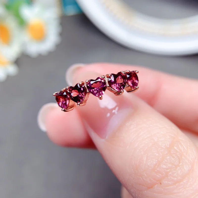 YULEM Genuine Garnet Ring Heart-Sharped Wine Red Gemstone Jewelry for Girl Wedding Engagement Gift Real 925 Sterling Silver
YULEM Genuine Garnet Ring Heart-Sharped Wine Red Gemstone Jewelry for Girl Wedding Engagement Gift Real 925 Sterling Silver