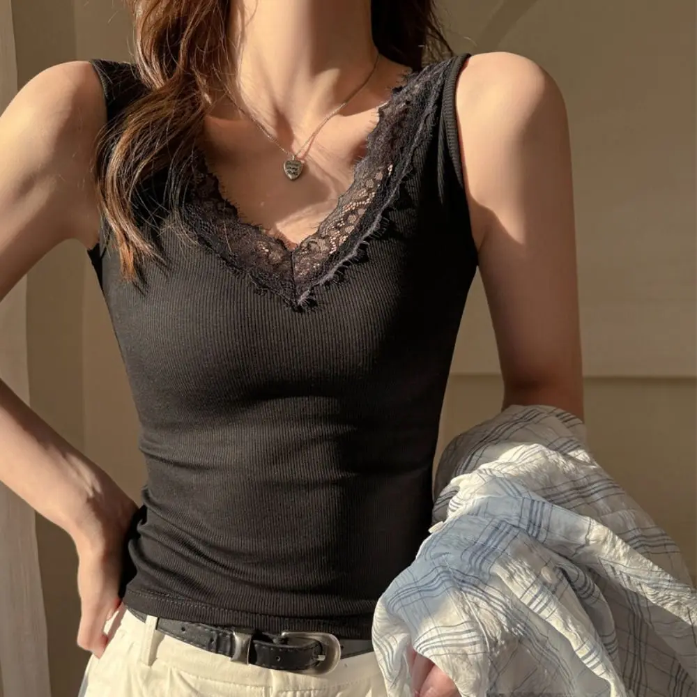 Camisole with Pad V Neck Lace Strap Vest Bottoming Shirt Spring Summer Slim Fit Crop Top Ins Sleeveless Lace Sweet Camisole Lady
Camisole with Pad V Neck Lace Strap Vest Bottoming Shirt Spring Summer Slim Fit Crop Top Ins Sleeveless Lace Sweet Camisole Lady