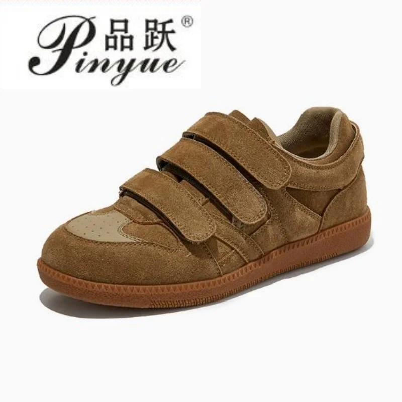 3.5cm New Women's sneakers Shoes Velcro Flat German Training Shoes Women Plus Size Non-Slip female Shoes with Tilted Toe 35-40
3.5cm New Women's sneakers Shoes Velcro Flat German Training Shoes Women Plus Size Non-Slip female Shoes with Tilted Toe 35-40