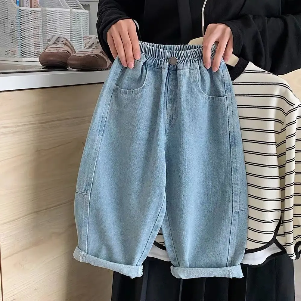 Children's soft jeans spring and autumn new boys' Korean version loose straight leg casual pants
Children's soft jeans spring and autumn new boys' Korean version loose straight leg casual pants