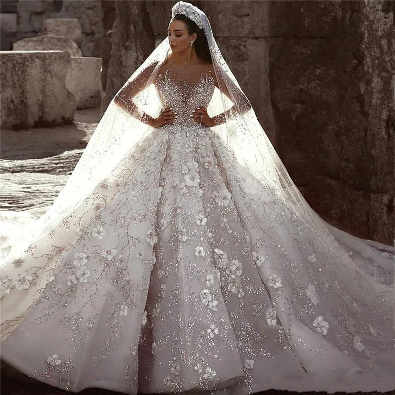 Pearls Glitter Wedding Dresses Lace Appliques Flower Beads Bridal Gowns Floor Length Sequins Custom Made Beach Vestido de novia
Pearls Glitter Wedding Dresses Lace Appliques Flower Beads Bridal Gowns Floor Length Sequins Custom Made Beach Vestido de novia