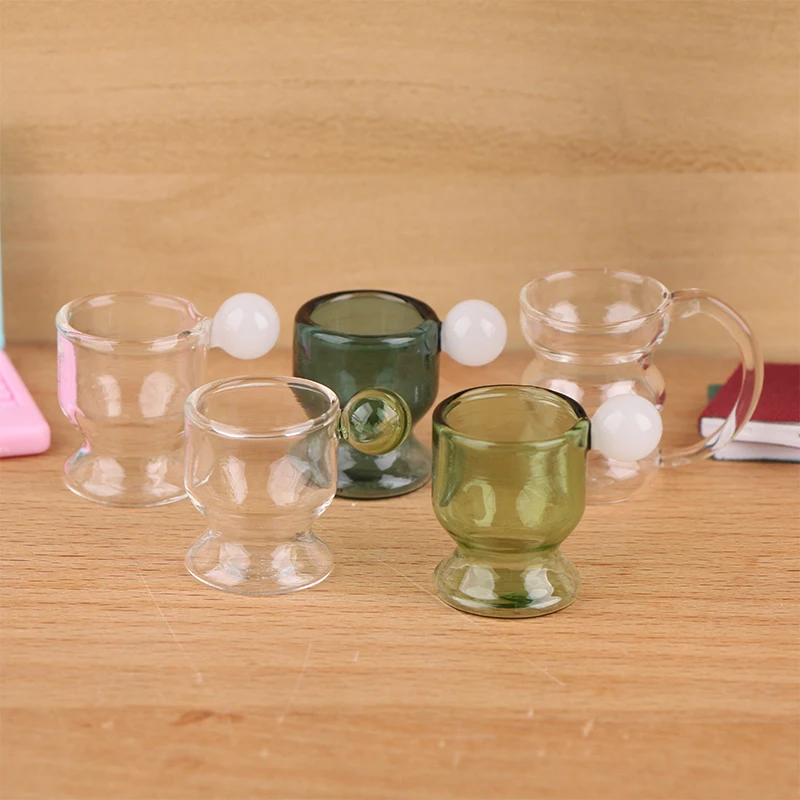 1:12 Dollhouse Miniature Storage Jar Glass Cup W/Handle Mini Caterpillar Cup Beer Drink Water Mug Model Kitchen Living Room Toy
1:12 Dollhouse Miniature Storage Jar Glass Cup W/Handle Mini Caterpillar Cup Beer Drink Water Mug Model Kitchen Living Room Toy