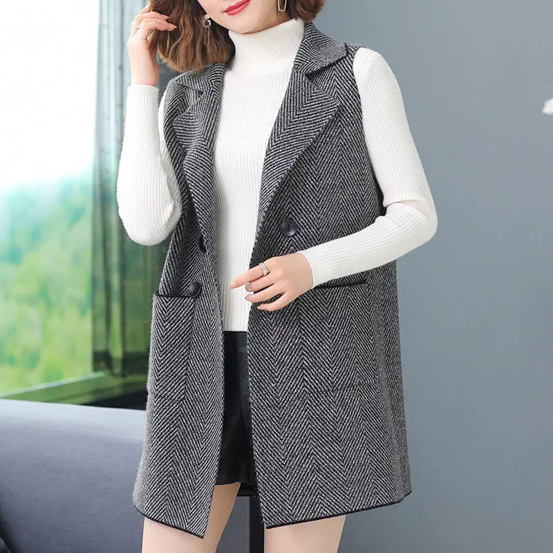 Fashion Blazer Collar Waistcoat Vest Women Outwear Spring Autumn 2023 New Casual Waistcoat Female Jacket Long Loose Woolen Vest
Fashion Blazer Collar Waistcoat Vest Women Outwear Spring Autumn 2023 New Casual Waistcoat Female Jacket Long Loose Woolen Vest