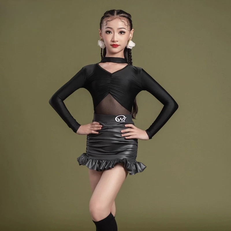 New 2026 Autumn/Winter collection of high-end childrens professional performance dance dress for girls Latin dance practice
New 2026 Autumn/Winter collection of high-end childrens professional performance dance dress for girls Latin dance practice