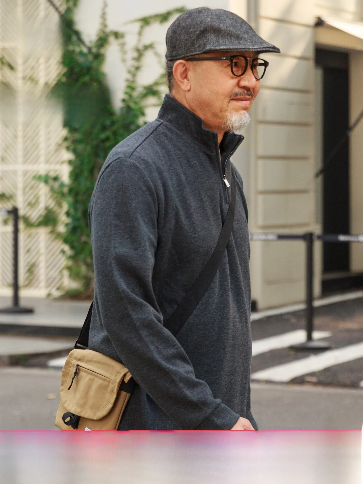 Теплая свободная футболка с длинным рукавом для папы на осень-зиму, для мужчин среднего и старшего возраста, с высоким воротником, из смесового хлопка и полиэстера
Теплая свободная футболка с длинным рукавом для папы на осень-зиму, для мужчин среднего и старшего возраста, с высоким воротником, из смесового хлопка и полиэстера