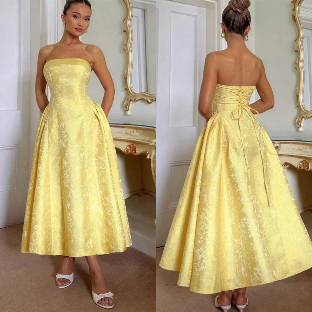 Customized Elegant/ Graceful yellow Satin Celebrity Gowns Classic Strapless Appliques Ruched Lace Up Back Vestido De Festa
Customized Elegant/ Graceful yellow Satin Celebrity Gowns Classic Strapless Appliques Ruched Lace Up Back Vestido De Festa