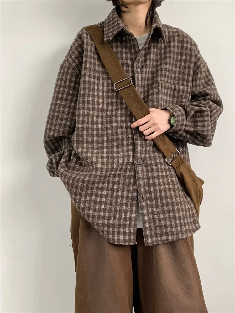 Brown Plaid Long Sve Loose Thiened Men's irt Vintage Faion Couple's Casual Hong Kong Sle Chic Outerwear
Brown Plaid Long Sve Loose Thiened Men's irt Vintage Faion Couple's Casual Hong Kong Sle Chic Outerwear
