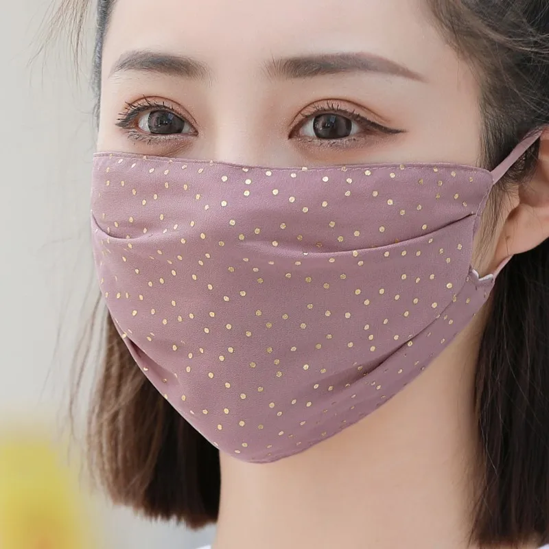 Sun Protection Face Mask Women's Summer Trendy Double Layer Lightweight Breathable Cycling Face Protection Ice Silk Large Mask
Sun Protection Face Mask Women's Summer Trendy Double Layer Lightweight Breathable Cycling Face Protection Ice Silk Large Mask