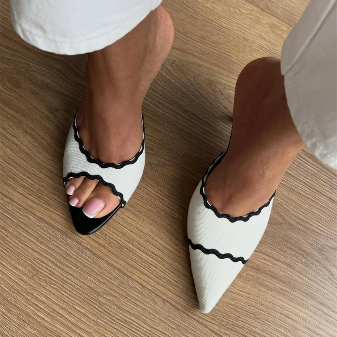 Women's White Fabric Thin High Heels Slippers, Black Trim & Peep Toe, Scalloped Edge, Slip-On Pointed Stiletto Slides for Party
Women's White Fabric Thin High Heels Slippers, Black Trim & Peep Toe, Scalloped Edge, Slip-On Pointed Stiletto Slides for Party