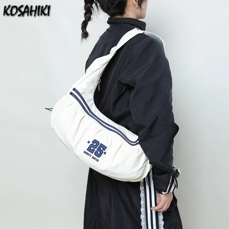 2025 New Trendy Striped Handbags Casual Men Women Outdoor Sports Crossbody Bag Y2k Aesthetic Ins All Match Travel Shoulder Bags
2025 New Trendy Striped Handbags Casual Men Women Outdoor Sports Crossbody Bag Y2k Aesthetic Ins All Match Travel Shoulder Bags