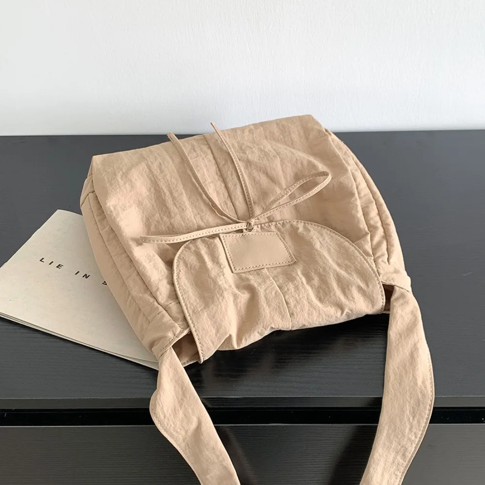 Korean Style Flap Nylon Bow Crossbody Bag Large Capacity Messenger Bag Light Soft Nylon Bag Tote Bag Zipper Shoulder Bag
Korean Style Flap Nylon Bow Crossbody Bag Large Capacity Messenger Bag Light Soft Nylon Bag Tote Bag Zipper Shoulder Bag