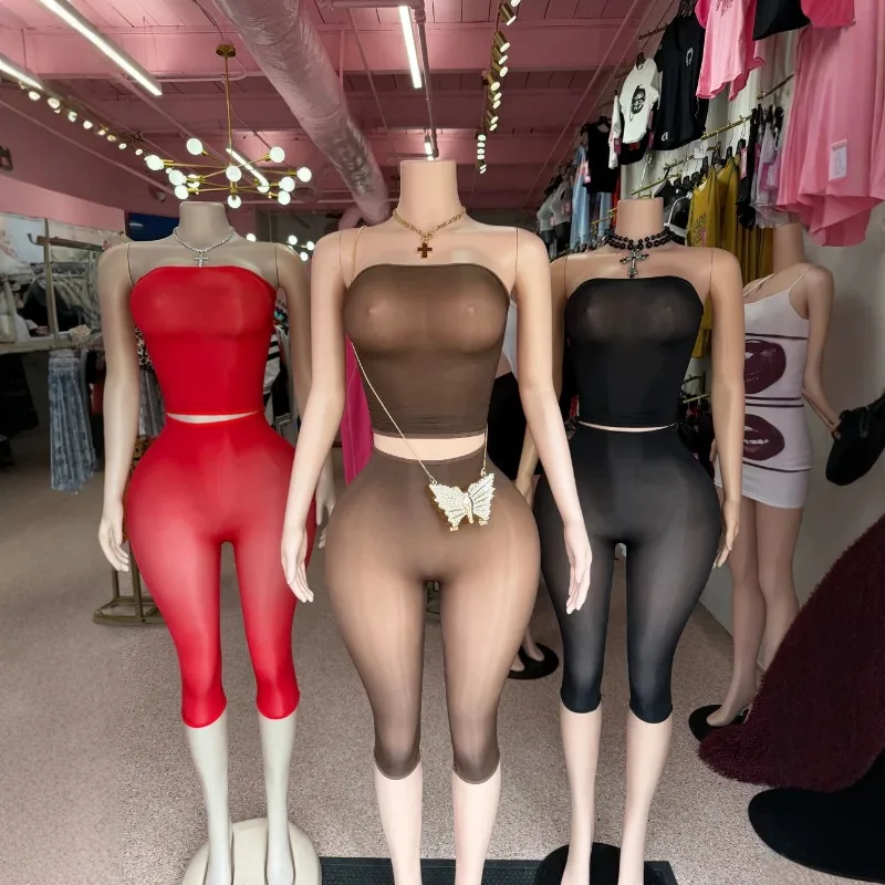 Women Oil Shiny Glossy High Stretch 2 Piece Set See Through Silky Strapless Crop Tops + Silky Stockings Calf Length Pants Suits
Women Oil Shiny Glossy High Stretch 2 Piece Set See Through Silky Strapless Crop Tops + Silky Stockings Calf Length Pants Suits
