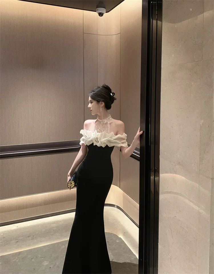 2026 French Fashion Sexy Elegant Evening Gown Women's Halter Neck Sequin Tulle Patchwork Velvet Dress Chic Banquet Party Gown
2026 French Fashion Sexy Elegant Evening Gown Women's Halter Neck Sequin Tulle Patchwork Velvet Dress Chic Banquet Party Gown