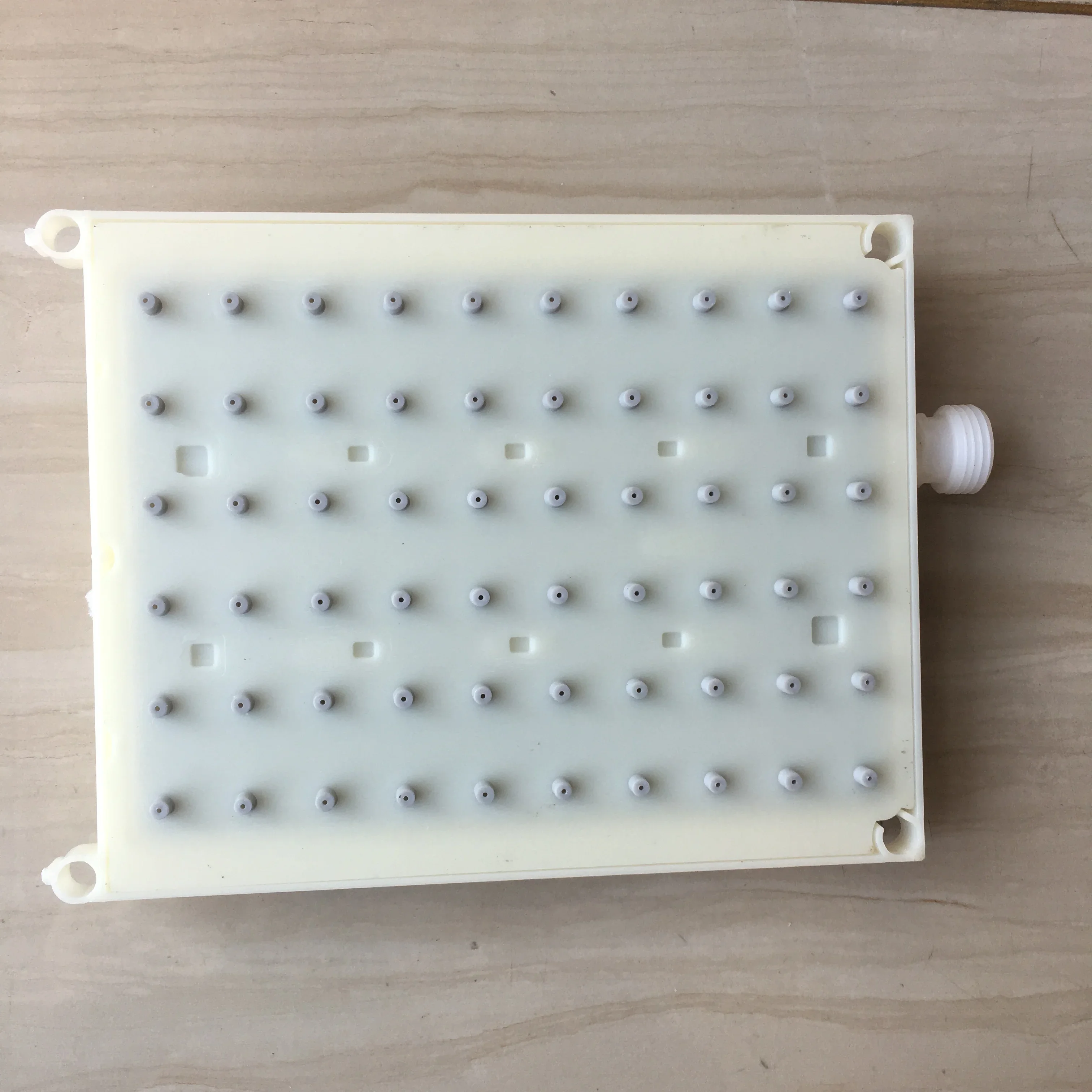 ABS 137mmx180mm Rectangular Shower Thread type interface Shower head 6 * 10 hole Top Spray Shower Head Accessories
ABS 137mmx180mm Rectangular Shower Thread type interface Shower head 6 * 10 hole Top Spray Shower Head Accessories