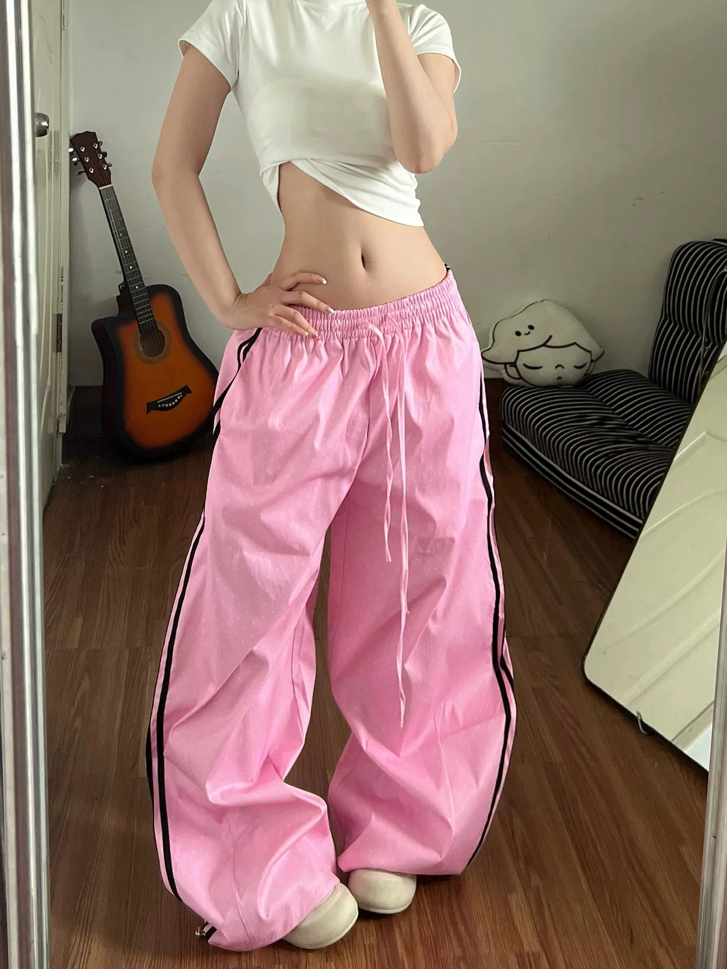 American Three Bars Dot Casual Paratrooper Pants Women Summer New Design Loose Wide Leg Floor Length Pants Casual Style
American Three Bars Dot Casual Paratrooper Pants Women Summer New Design Loose Wide Leg Floor Length Pants Casual Style