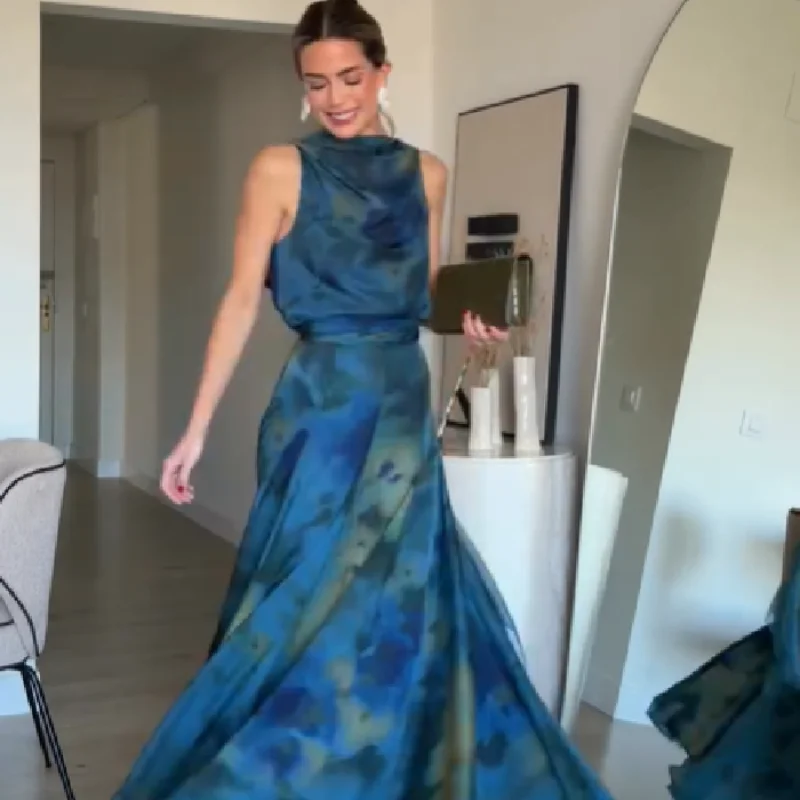 Women's Vintage Sleeveless Cowl Neck Maxi Dress Chic Swing Collar Sleeveless Vestido Watercolor Print Flowy Formal Evening Gown
Women's Vintage Sleeveless Cowl Neck Maxi Dress Chic Swing Collar Sleeveless Vestido Watercolor Print Flowy Formal Evening Gown