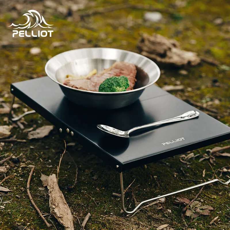 Outdoor aluminum alloy folding table heat shield mini portable camping equipment multi-function picnic heat shield table
Outdoor aluminum alloy folding table heat shield mini portable camping equipment multi-function picnic heat shield table