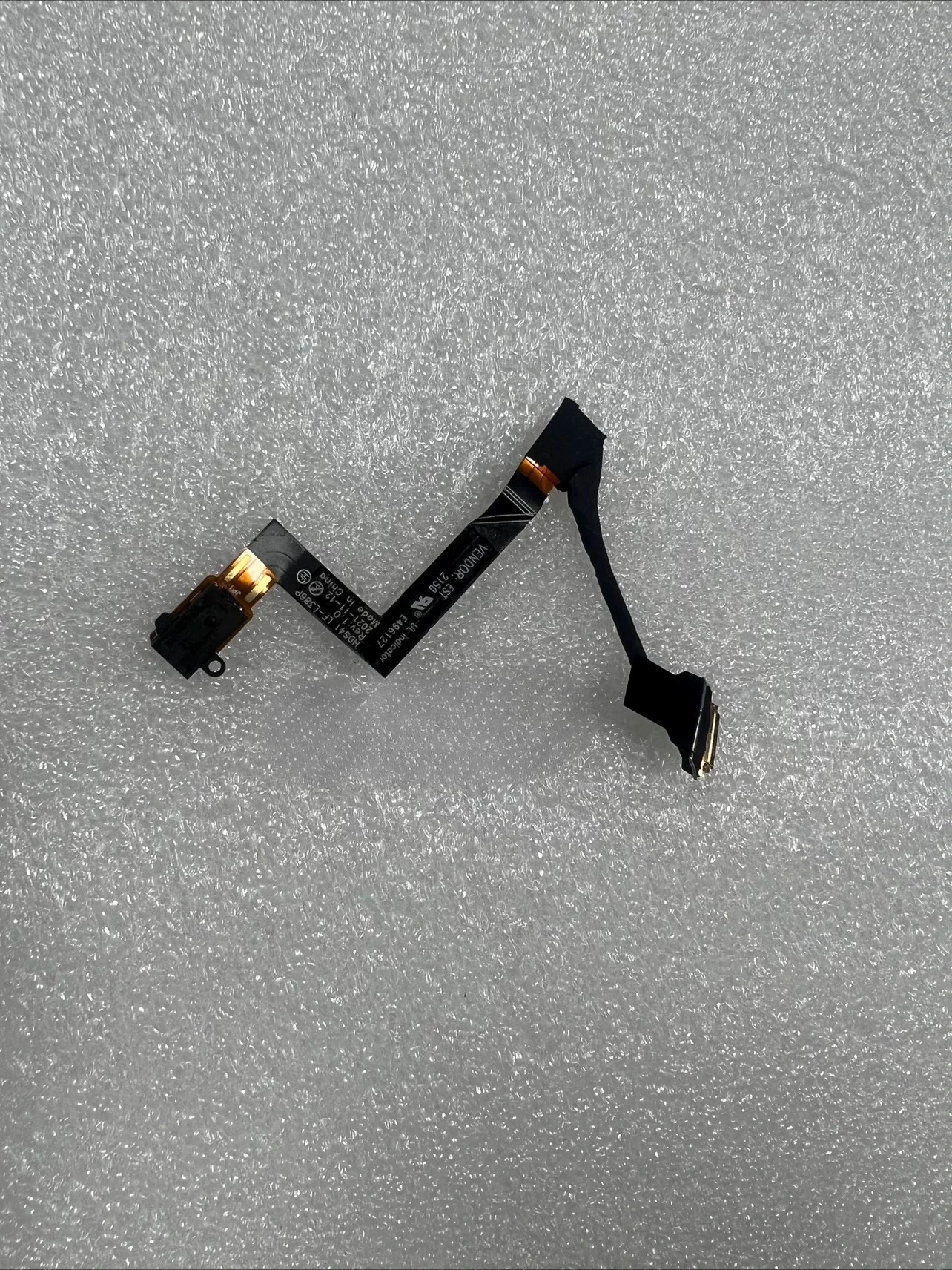For Dell HDS41 New Original Alienware X14 Headphone Jack LF-L386P DC02C00UT00 for Notebook Repair
For Dell HDS41 New Original Alienware X14 Headphone Jack LF-L386P DC02C00UT00 for Notebook Repair