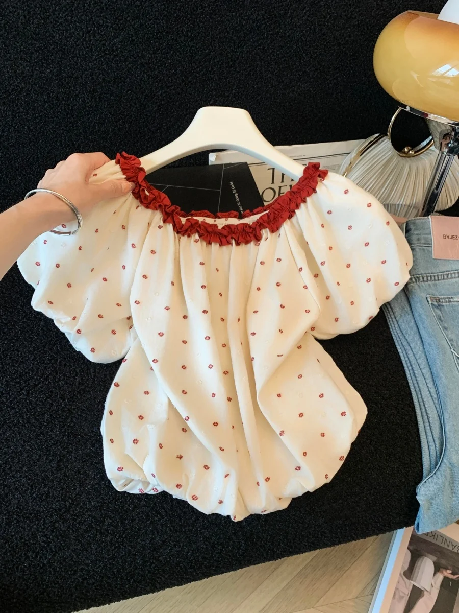 Sweet And Spicy Style Floral Print Short Bubble Sleeve Women's Shirt One-Shoulder Pleated Cap Upper Apparel Summer Fashion
Sweet And Spicy Style Floral Print Short Bubble Sleeve Women's Shirt One-Shoulder Pleated Cap Upper Apparel Summer Fashion