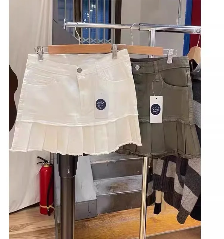 Brandy Girl BM College Style Pleated Skirt Autumn Slim A-Line Wrap Body Short Skirt High Waist Denim Fabric Pure Color
Brandy Girl BM College Style Pleated Skirt Autumn Slim A-Line Wrap Body Short Skirt High Waist Denim Fabric Pure Color