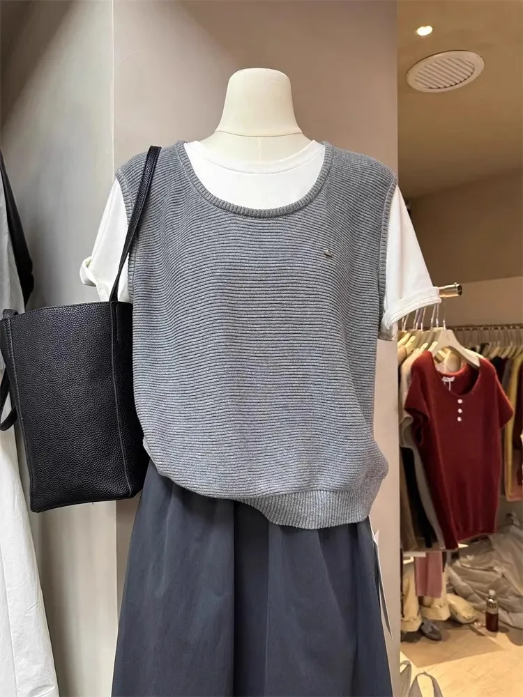 plus Size Knitted Vest Women Summer Loose Slimming Versatile Layering Sleeveless Top Korean Style Casual Polyester Fiber
plus Size Knitted Vest Women Summer Loose Slimming Versatile Layering Sleeveless Top Korean Style Casual Polyester Fiber