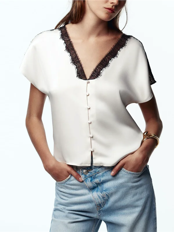 Шелковистая атласная ткань для женской осенней одежды, цвет кольорион, с кружевной отделкой, бархатная ткань, стандартная длина рукава, рукав-фонарик
Шелковистая атласная ткань для женской осенней одежды, цвет кольорион, с кружевной отделкой, бархатная ткань, стандартная длина рукава, рукав-фонарик